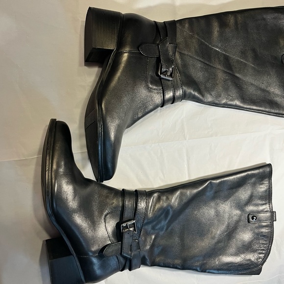 Naturalizer Black leather Over the Knee Boots - Picture 4 of 9
